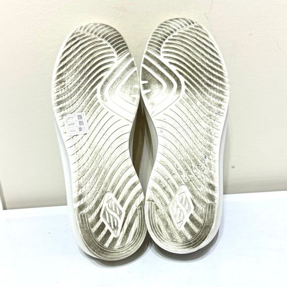 Skechers Women’s Court Break Heart Breaker Slip-On Shoes Size 9 Light Beige - Picture 8 of 10